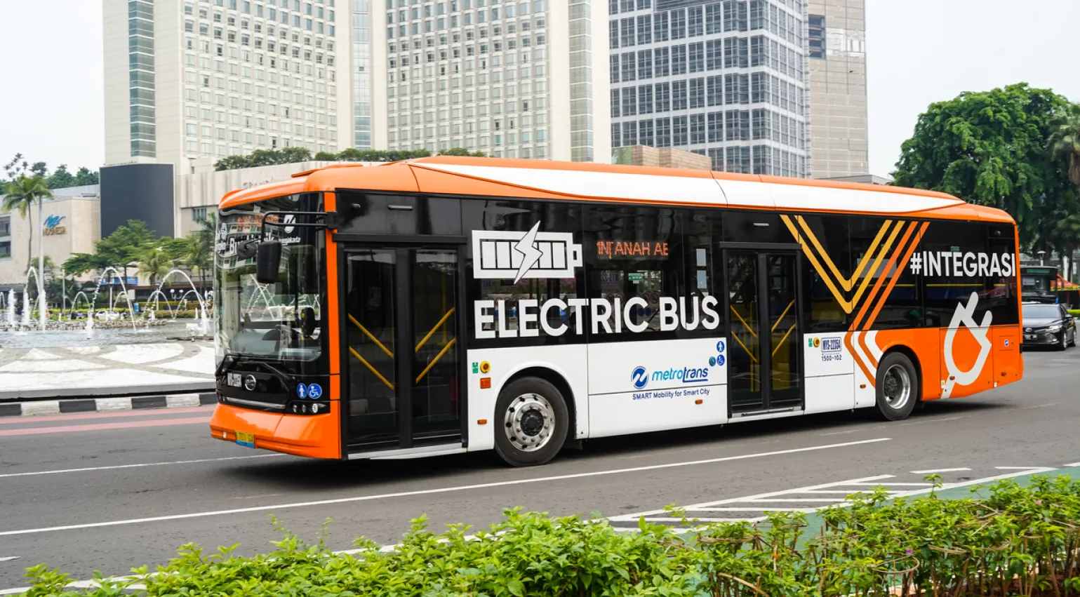 A photograph of a bus in Jakarta